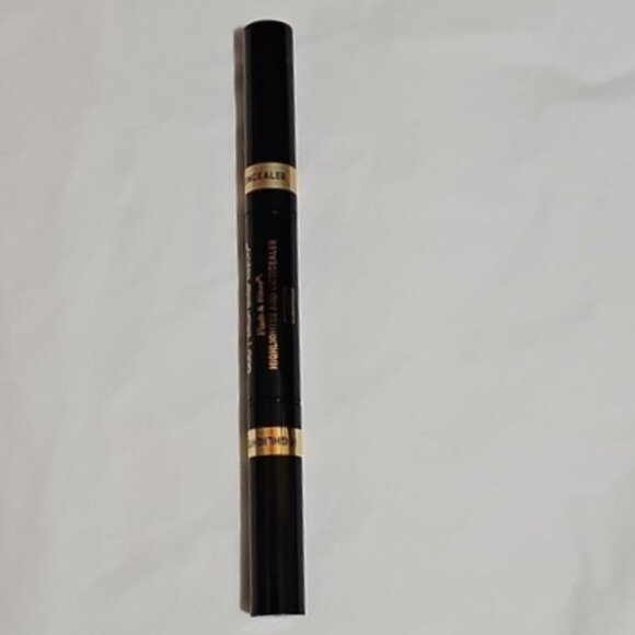 Billion Dollar Beauty Flash & Filter: Highlighter & Concealer, Dark, 0.067 oz - Picture 9 of 13